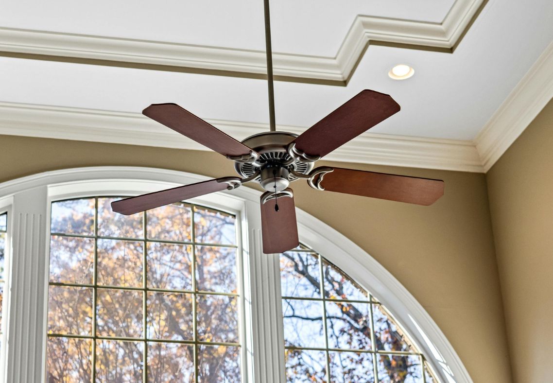 Common Ceiling Fan Projects Best Left to a Handyman 